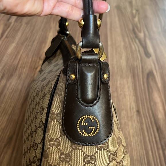 A150 - 💯 % authentic Gucci shoulder bag - Picture 11 of 16